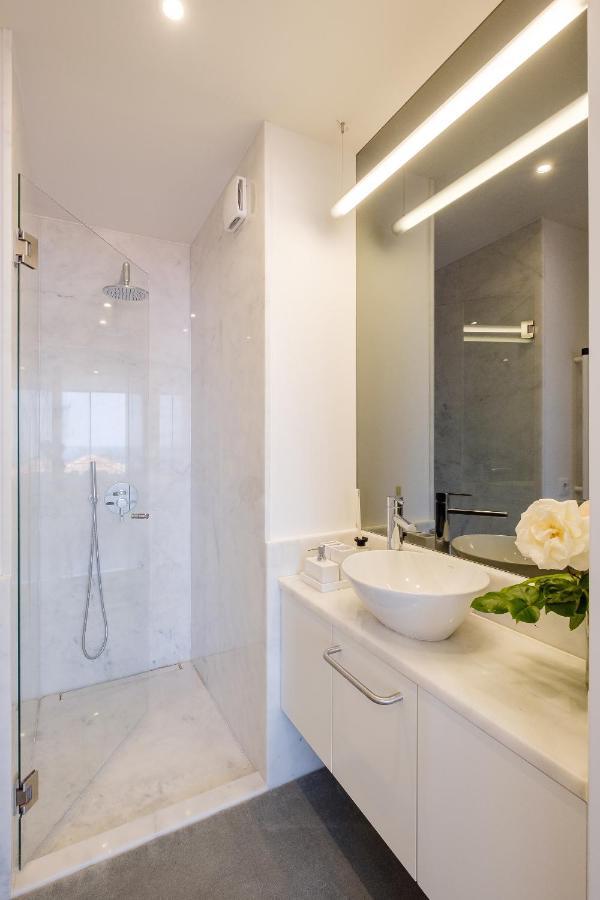 Boutique Rentals- Bliss By The Sea Apt- Ocean Views In Foz Beach ポルト エクステリア 写真
