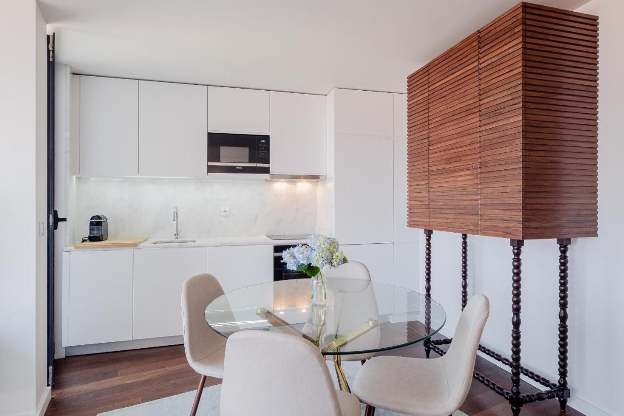 Boutique Rentals- Bliss By The Sea Apt- Ocean Views In Foz Beach ポルト エクステリア 写真